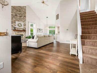 949 Thornapple - 2