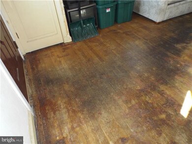 221 Blythe Ave, Drexel Hill, PA 19026 - photo 4