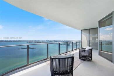 Aria Reserve - Aria Reserve Miami unit 4401, Miami, FL 33137 - photo 3