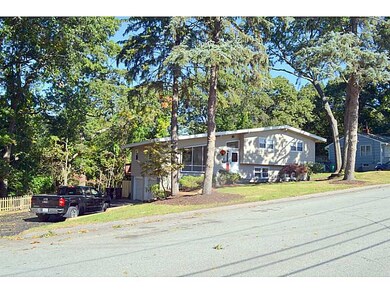 47 Pawtuxet Ave, Warwick, RI 02888 - photo 2