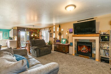 2020_09_30_3030_sw_deschutes_dr_rdm-8
