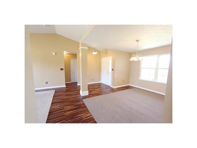 12998 Dolphins Ln, Fishers, IN 46037 - photo 4