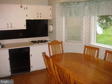 1115 Kathryn Rd, Silver Spring, MD 20904 - photo 3