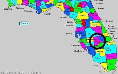 121 S Magnolia Ave, Lake Placid, FL 33852 - photo 3