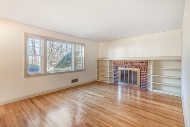 51 Sunset Dr, Beverly, MA 01915 - photo 2