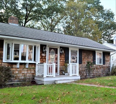 10 Healy Rd, Weymouth, MA 02188 - photo 2