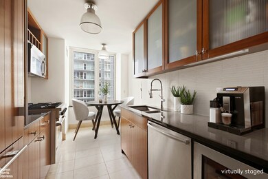 The Veneto unit 1502, New York, NY 10022 - photo 2