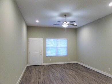 3249 Dixie Dr unit A, Houston, TX 77021 - photo 4