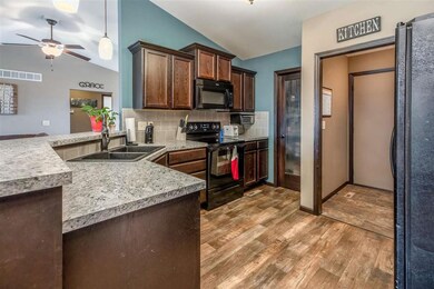 11520 W Cedar Ln, Maize, KS 67101 - photo 7