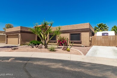 1660 E Whitten St, Chandler, AZ 85225 - photo 2