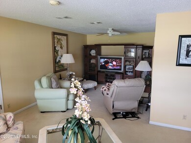 5765 Richmond Rd, Jacksonville, FL 32210 - photo 5