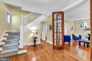 229 Mallow Hill Rd, Baltimore, MD 21229 - photo 3