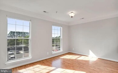 21809 Baldwin Square unit 300, Sterling, VA 20164 - photo 4