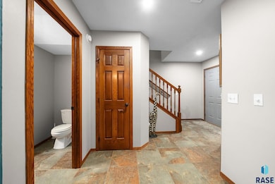 1323 N Fir Place unit 24, Sioux Falls, SD 57107 - photo 3