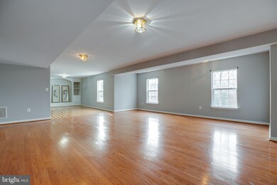 15292 Bowmans Folly Dr, Manassas, VA 20112 - photo 7