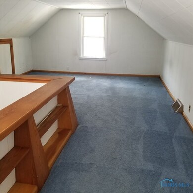 2812 Claredale Rd, Toledo, OH 43613 - photo 7