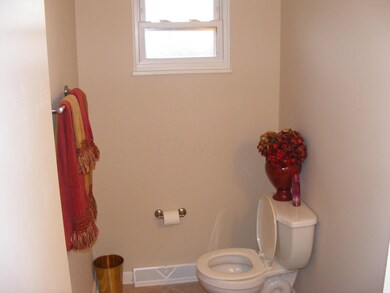 1717 ivyhill loop 022