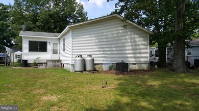 21756 Saratoga Dr, Lexington Park, MD 20653 - photo 3