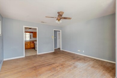 1213 S Lamar St, Weatherford, TX 76086 - photo 4