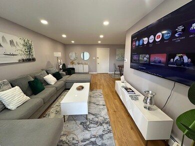 483 N Larch Ave unit 105W, Elmhurst, IL 60126 - photo 2