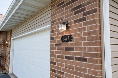 1443 Asbury Ln, Waterloo, IA 50701 - photo 2