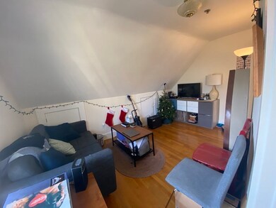 32 Bow St unit 3, Somerville, MA 02143 - photo 3