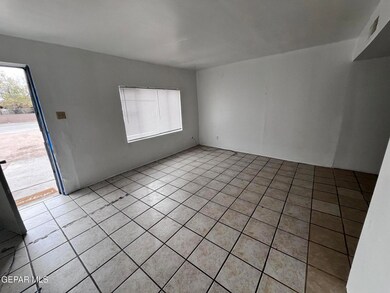 813 Elmwood Ct unit A, El Paso, TX 79932 - photo 3