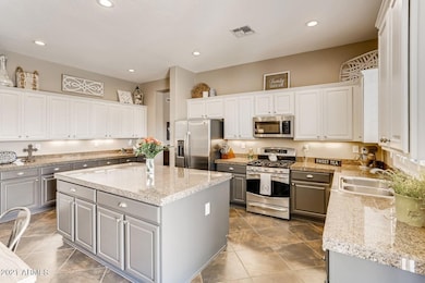 07 Kitchen