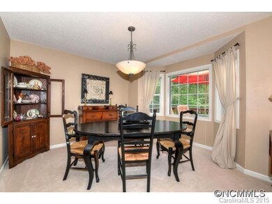 106 Thistle Knoll Ct unit 10, Asheville, NC 28803 - photo 5
