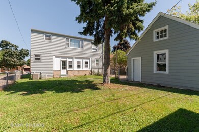 1527 W Cornelia Ave, Waukegan, IL 60085 - photo 7