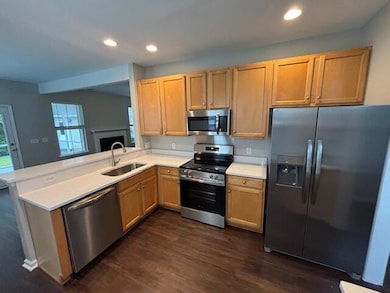 1868 Hubbell Dr, Mount Pleasant, SC 29466 - photo 6