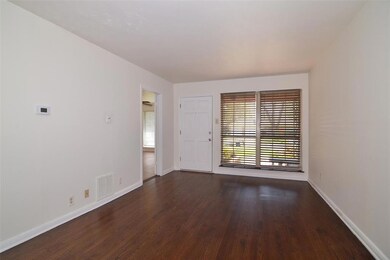 6459 Lontos Dr, Dallas, TX 75214 - photo 3