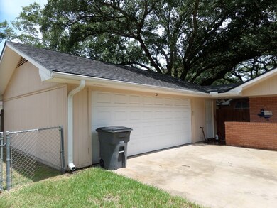 2713 Oak Dr, Bay City, TX 77414 - photo 4