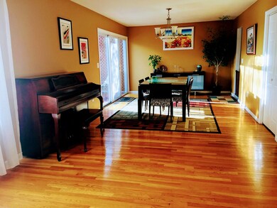 204 Lagrange St unit 15A, Chestnut Hill, MA 02467 - photo 5