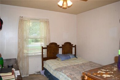 391 Holmes St, Shelby, NC 28152 - photo 7