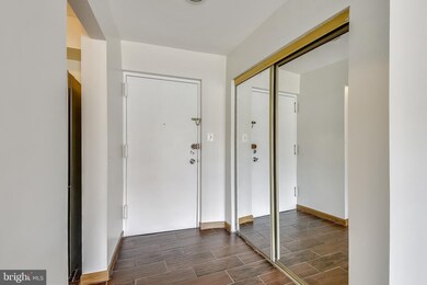 8502 Barrington Ct unit G, Springfield, VA 22152 - photo 7