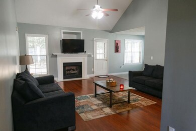 136 Sunnymeade Dr, Warner Robins, GA 31093 - photo 4