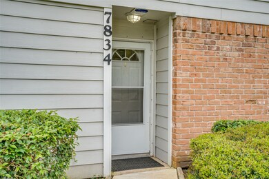 7834 Green Lawn Dr unit 7834, Houston, TX 77088 - photo 4