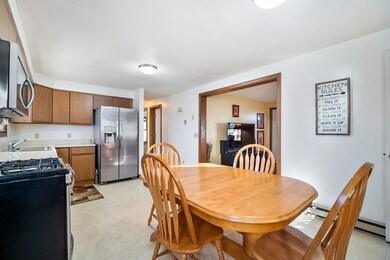 45 Crabtree St, Springfield, MA 01119 - photo 5