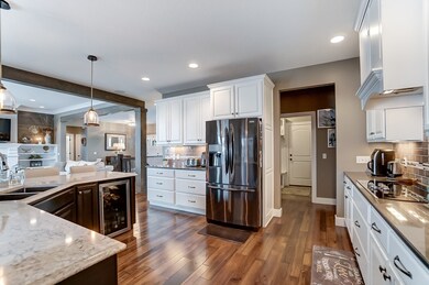 18983 Roselle Cove, Auburn, IN 46706 - photo 6