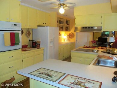 8718 Graystone Ln, Laurel, MD 20708 - photo 6