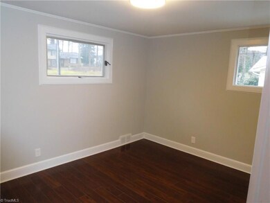 2nd BR located on ML.