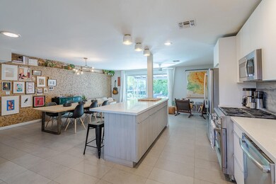 1330 E Verde Ln, Phoenix, AZ 85014 - photo 3