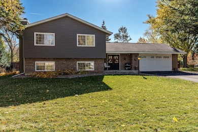 5405 Regency Way, Rockford, IL 61114 - photo 2