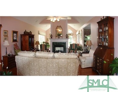 Living Room. No hemmed -in feeling in the large 16