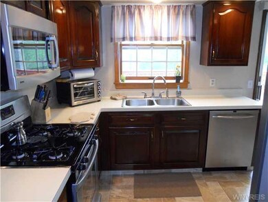 999 Fairmont Ave, North Tonawanda, NY 14120 - photo 3