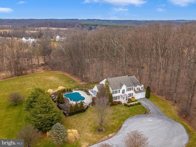 6854 Aster Way, Sykesville, MD 21784 - photo 2