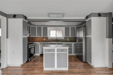 72 Glor St, Buffalo, NY 14207 - photo 3