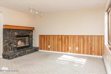 05-Living Room_IMG_1614