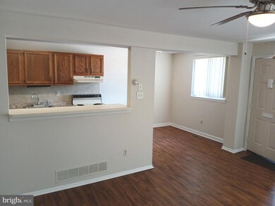 100 E Glenolden Ave unit U21, Glenolden, PA 19036 - photo 7